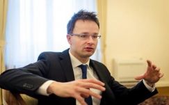 Szijjártó: a luxemburgi külügyminiszter kioktató, nagyképű, frusztrált