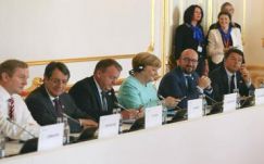 Merkel: kritikus helyzetben van az EU