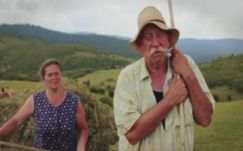 Nagyon fut az arrogáns nyugati turistákat megszégyenítő székely bácsis videó