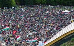 A külügy támogatja a csíksomlyói búcsú UNESCO világörökség-tagságát