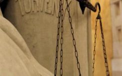 Jogsértőek a külhoni magyaroknak küldött kampánylevelek 