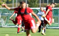 Hasznos hetet töltött a játékosokkal Bernd Storck 