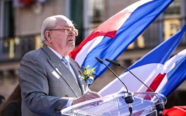 Saját lányát pereli párttagságáért Jean-Marie Le Pen