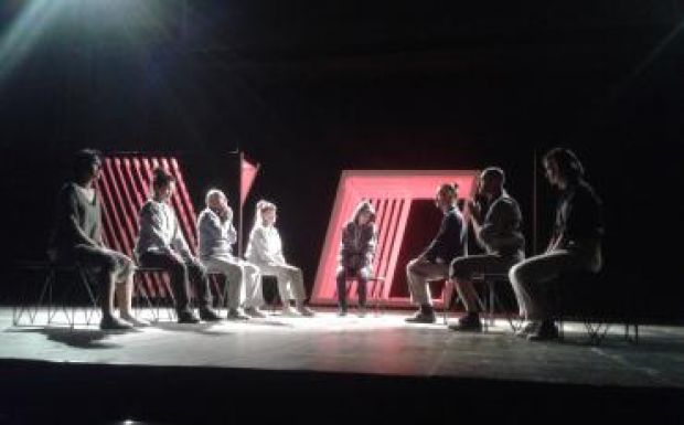 Színházban éjszakáztunk Nagyváradon