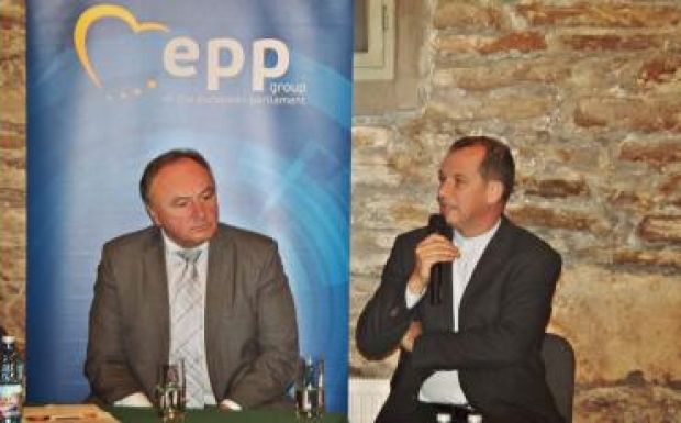 „Európa azért van bajban, mert polgárai bajba sodorták” 