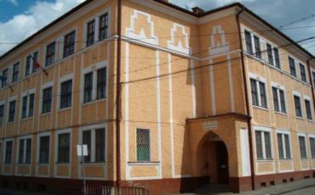 Mégis jóváhagyták az Apáczaiban a képzőművészeti osztályt