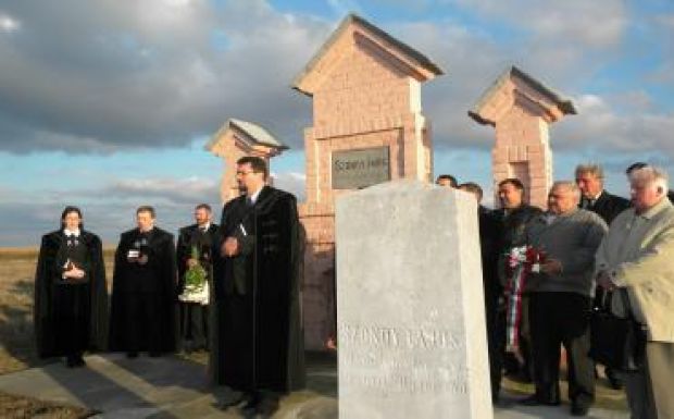 Lapidáriumot avattak Kisperegen