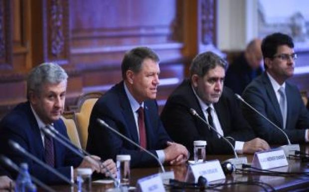 Johannis ismét „elismerte”, hogy a romániai német kisebbséghez tartozik