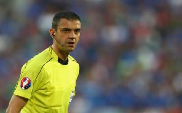 BL: rangadón fújja a sípot Kassai 