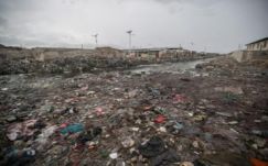 Kétmillió ember menekül a Matthew hurrikán elől