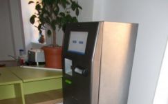 Beüzemelték az első erdélyi bitcoin automatát