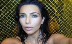 Pucér képeket tettek közzé kirabolói Kim Kardashianról 