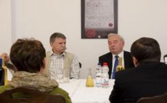 Kövér László Csűry István püspöknél tett látogatást