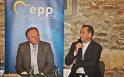 „Európa azért van bajban, mert polgárai bajba sodorták” 