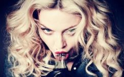 Orális szex ígéretével kampányol Madonna Hillary Clintonnak