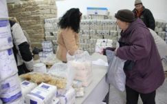 Bogarakat talált egy nyugdíjas az EU-s élelmiszercsomagban levő rizsben