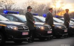 Lecsapott a DNA az adóhatóság több vezető beosztású alkalmazottjára