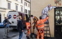 Egy órát élt a Ferenc pápáról készült graffiti