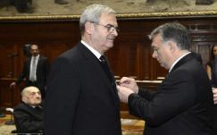 Orbán Viktor kitüntette Tőkés Lászlót