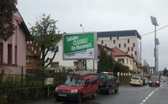 Leszedeti a rendőrség az RMDSZ román nyelvű óriásplakátjait