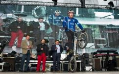 Újabb Guiness-világrekord birtokosa a sepsiszentgyörgyi kerékpáros