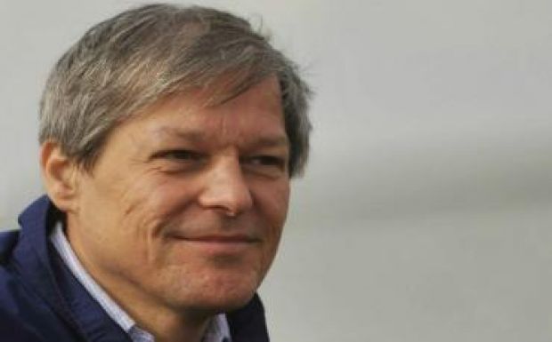 Ezért kapta a Julien keresztnevet is Dacian Cioloş kormányfő