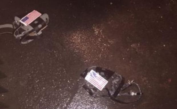 Szájkosarakat és nyakörveket dobáltak a moszkvai brit követségre