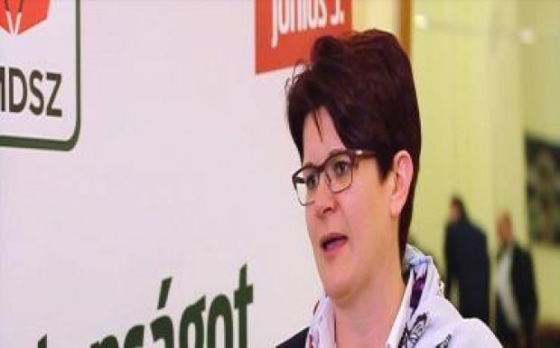 Ambrus Attila: Ilyenkor derül ki, borul be