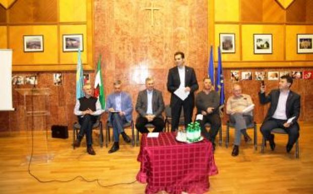 Antal Árpád: tiltakozásképpen mondjanak le a magyar polgármesterek!