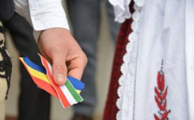 Etnikumközi szerződéssel biztosítaná a román–magyar békét az RMDSZ