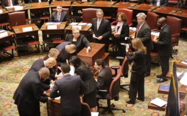 Meg lehet még akadályozni Donald Trump beiktatását?