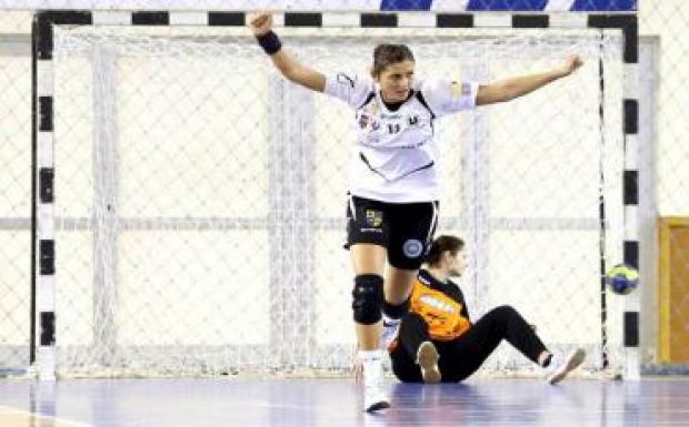 Kézilabda: padlóra küldték Szűcs Gabiékat Kolozsváron 