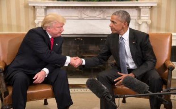 Másfél órán keresztül tárgyalt egymással Barack Obama és Donald Trump