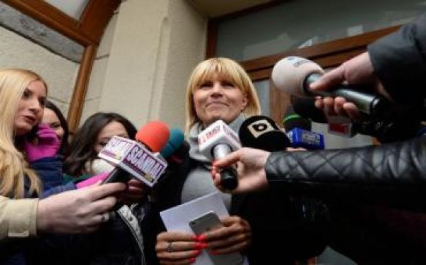 Hatósági felügyelet alatt marad Elena Udrea és Ioana Băsescu