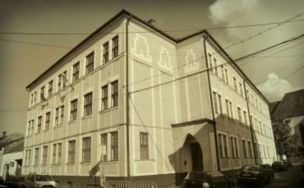 Tanév közben szűnt meg a képzőművészeti osztály a kolozsvári Apáczai-iskolában