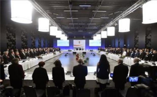 Semjén: a honosítás kezdete óta 920 ezer új állampolgár lett