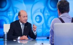 Băsescu: nő+férfi=család