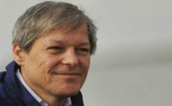 Ezért kapta a Julien keresztnevet is Dacian Cioloş kormányfő