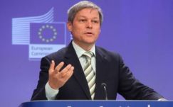 Támadják Dacian Cioloşt a brüsszeli javadalmazása miatt