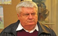 Decemberig házi őrizetben marad a Maros megyei főtanfelügyelő