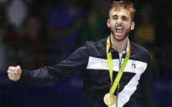 Ellopták a tőrvívó olimpiai bajnok riói aranyérmét