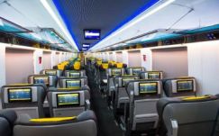 Luxus vasúti személykocsikat gyárt az aradi Astra