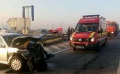 Újabb láncbalesetek: 17 gépkocsi ütközött az A2-es autópályán