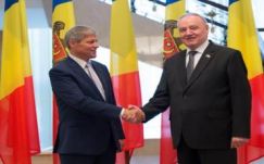 Moldovai állami kitüntetésben részesült Dacian Cioloş miniszterelnök