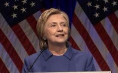 Választási veresége óta először mondott beszédet a nyilvánosság előtt Hillary Clinton