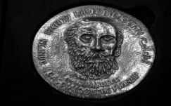 Kitüntetést vesz át Hollandiában Klaus Johannis államfő