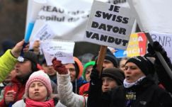 Január 18-án dönt az alkotmánybíróság a svájcifrank-alapú hitelek lejre való átváltása ügyében