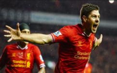 Steven Gerrard búcsút intett a profi futballnak