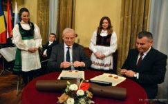 Székelyudvarhelyen aláírták a testvérvárosi szerződést Budapesttel