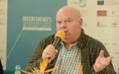 Európa egyik legfontosabb színházi rendezője Kolozsváron: „egyre inkább buborékokban élünk”